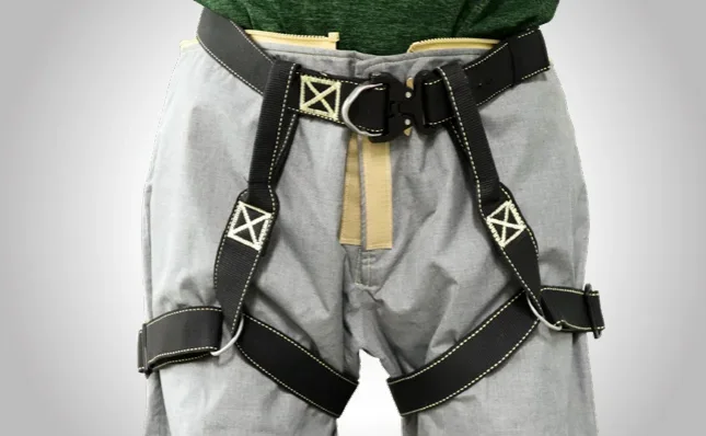 SCA CF20 – Built-in Lower-Body Rescue Belt